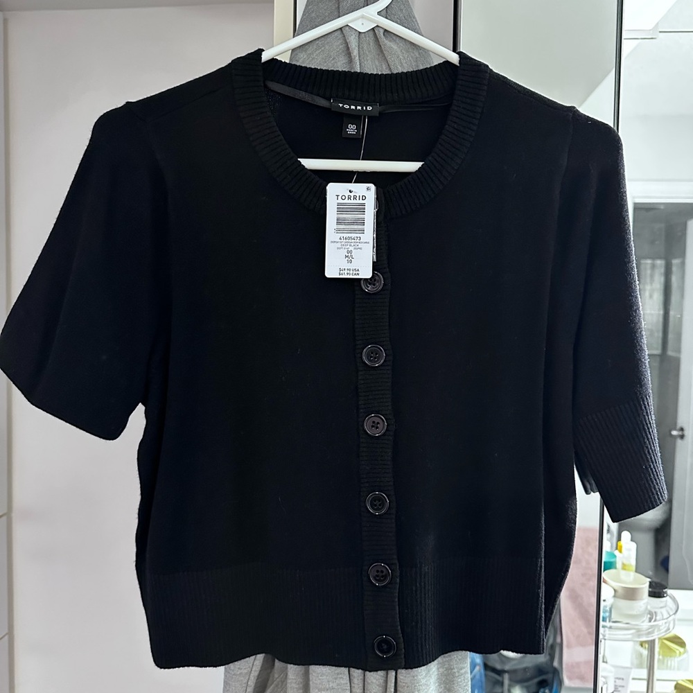 NWT Torrid short-sleeve cardigan